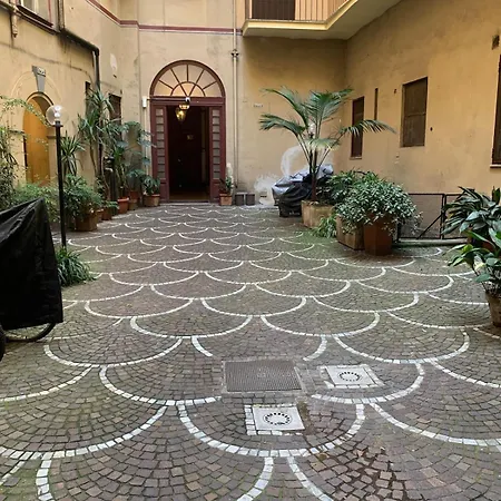In Historic Palace Appartamento Roma
